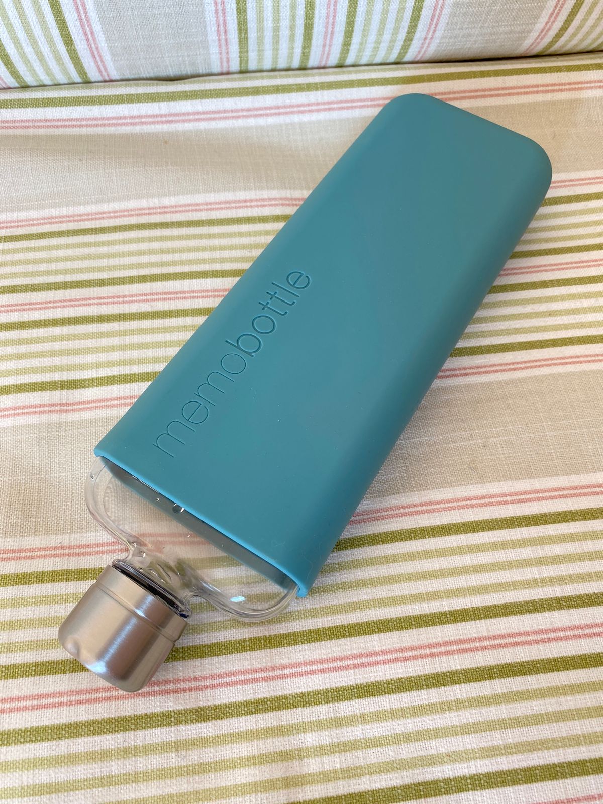 (PreOrder) Slim memobottle® - Elegant, Sustainable, and Functional Water Bottle
