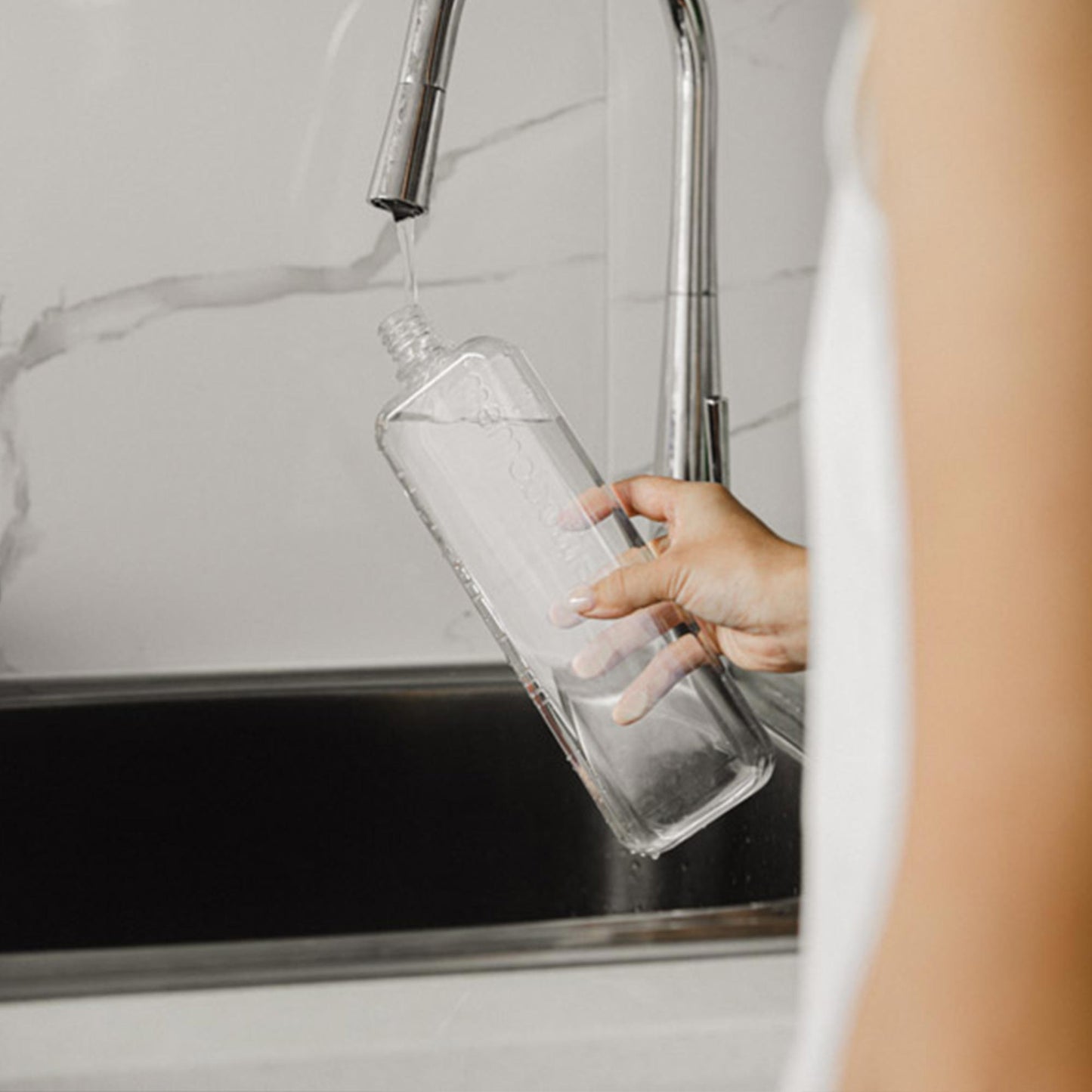 (PreOrder) Slim memobottle® - Elegant, Sustainable, and Functional Water Bottle
